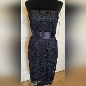 White House Black Market Strapless Lace Dress! Elegant Little Black Dress SIZE 4